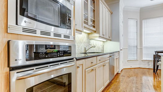 Houston 3-story, 3-bed 5206 Sagesquare Street-idx