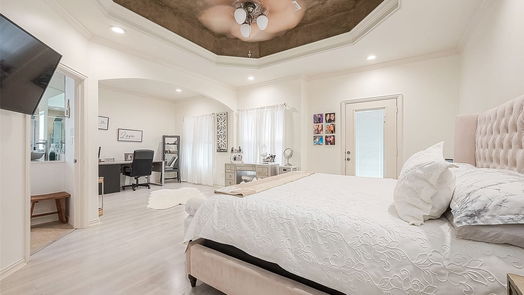 Houston 3-story, 3-bed 5508 Val Verde Street-idx