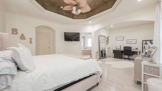 Houston 3-story, 3-bed 5508 Val Verde Street-idx