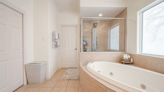 Houston 3-story, 3-bed 5508 Val Verde Street-idx