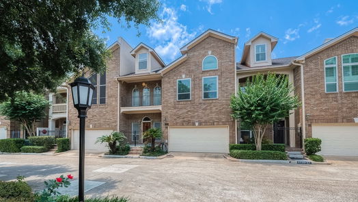 Houston 3-story, 3-bed 4720 Post Oak Timber Drive 28-idx