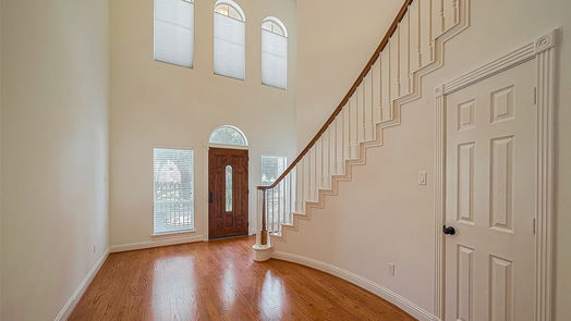 Houston 3-story, 3-bed 4720 Post Oak Timber Drive 28-idx