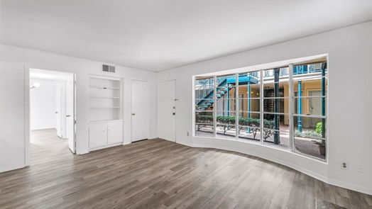 Houston 1-story, 2-bed 800 Post Oak Boulevard 17-idx