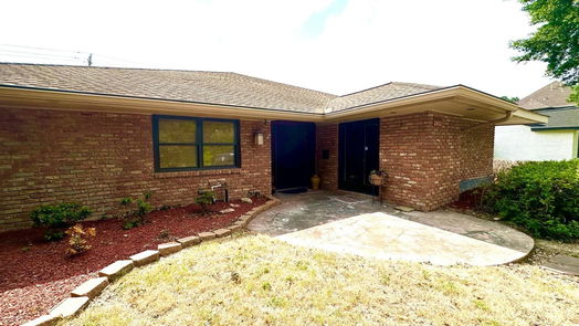 Houston 1-story, 3-bed 2432 Chimney Rock Road-idx