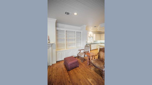 Houston 2-story, 4-bed 5629 Holly Springs Drive-idx