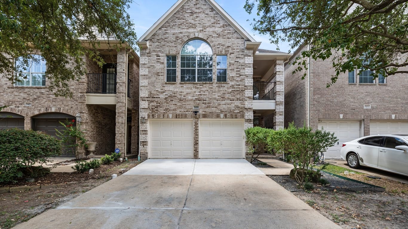 Houston 2-story, 3-bed 5429 Fairdale Lane-idx