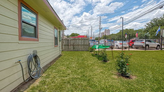 Houston 1-story, 2-bed 5413 Mcculloch Circle-idx