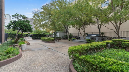 Houston null-story, 3-bed 5150 Hidalgo Street 501-idx