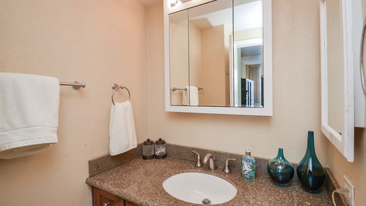 Houston null-story, 2-bed 5150 Hidalgo Street 304-idx