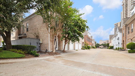 Houston 2-story, 3-bed 5212 Sagesquare Street-idx