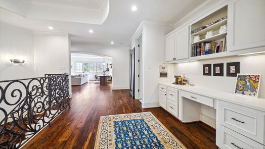 Houston 2-story, 5-bed 259 Pine Hollow Lane-idx