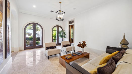 Houston 2-story, 5-bed 259 Pine Hollow Lane-idx