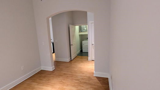 Houston 1-story, 1-bed 1901 Post Oak Boulevard 3215-idx