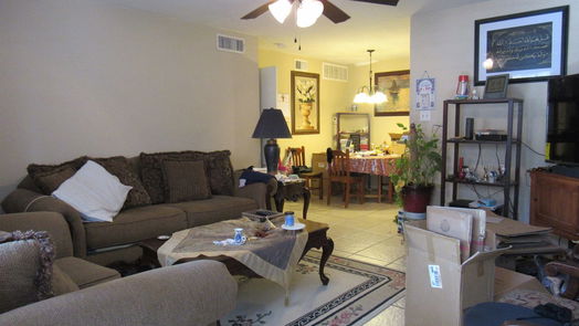 Houston 1-story, 1-bed 2350 Bering Drive 111-idx