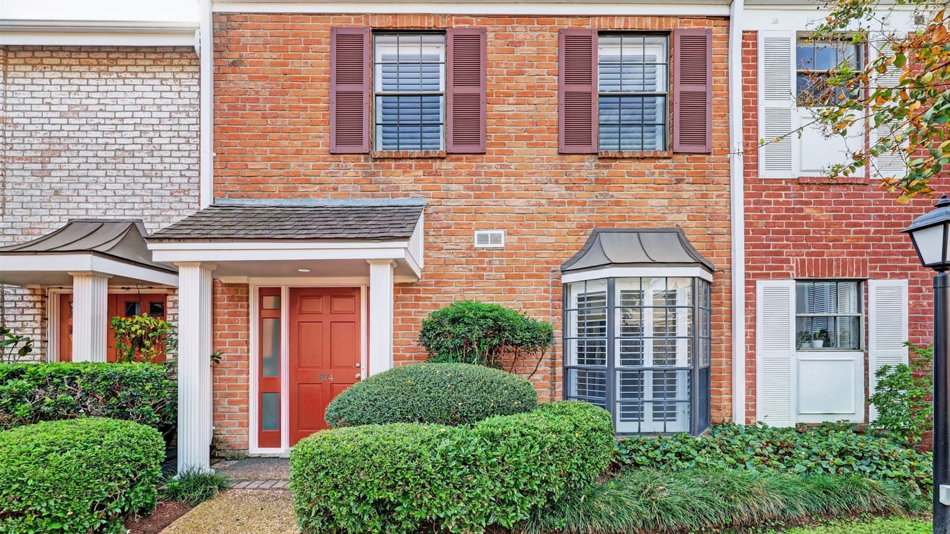 Houston 2-story, 2-bed 874 Augusta Drive-idx