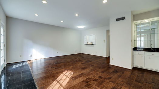 Houston 2-story, 2-bed 874 Augusta Drive-idx