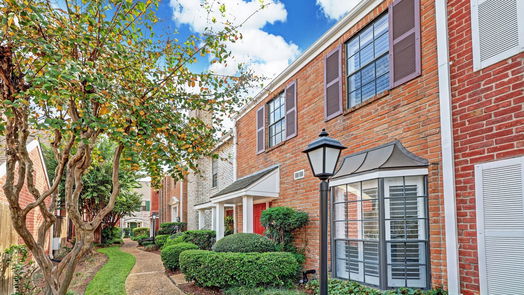 Houston 2-story, 2-bed 874 Augusta Drive-idx