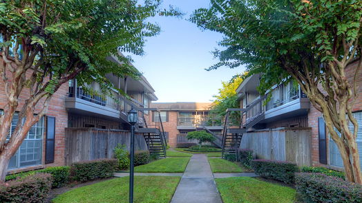 Houston 1-story, 1-bed 1223 Augusta Drive 28-idx