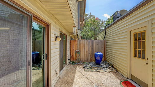 Houston 2-story, 3-bed 2592 Bering Drive-idx