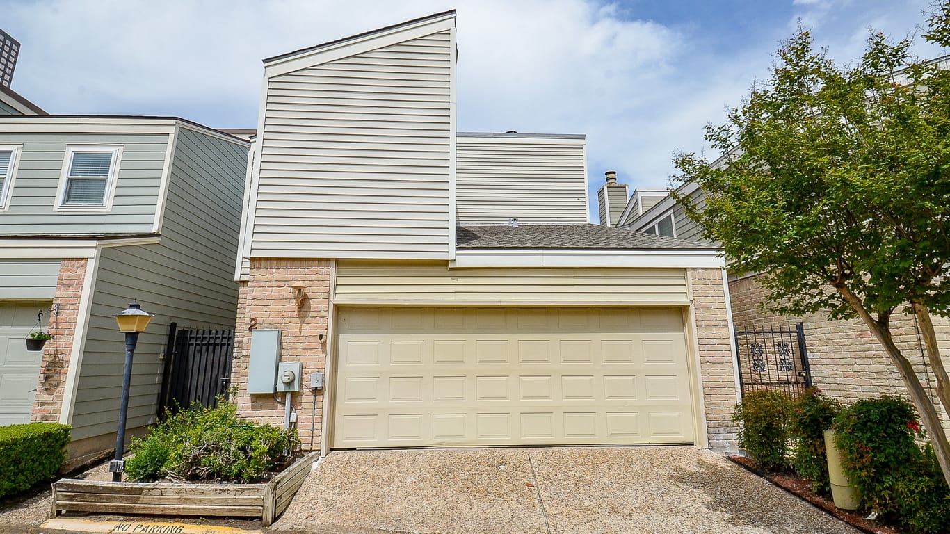 Houston 2-story, 2-bed 1829 Bering Drive 2-idx