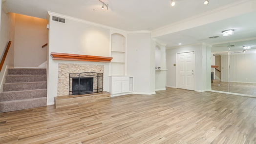 Houston 2-story, 2-bed 1829 Bering Drive 2-idx