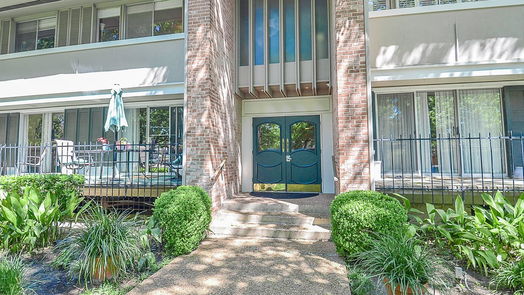 Houston 1-story, 2-bed 662 S Ripple Creek Drive-idx