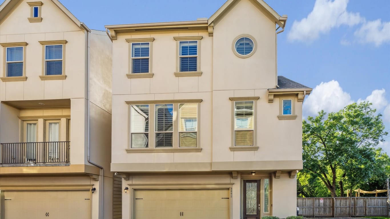 Houston 3-story, 3-bed 3002 Fairdale Estates Court-idx