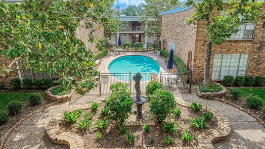 Houston 1-story, 1-bed 2121 Fountain View Drive 22-idx