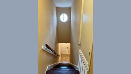 Houston 2-story, 2-bed 2220 Bering Drive 31-idx