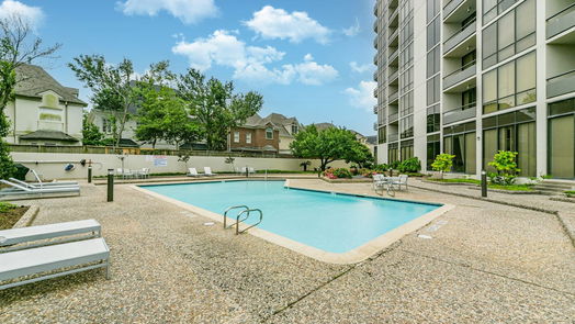 Houston null-story, 2-bed 1111 Bering Drive 704-idx