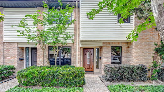 Houston 2-story, 3-bed 2514 SW Bering Drive SW-idx