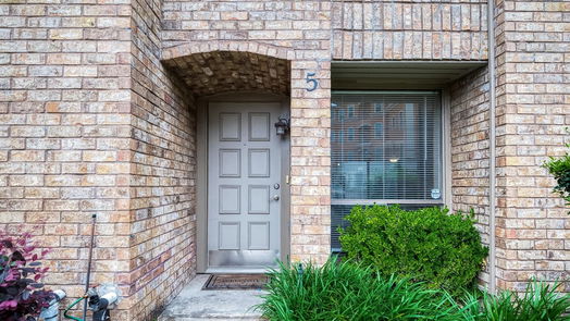 Houston 2-story, 2-bed 1908 Augusta Drive 5-idx