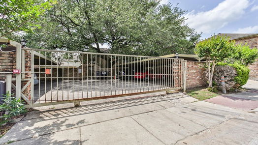 Houston 1-story, 3-bed 6401 Skyline Drive 38-idx