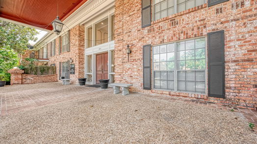 Houston 1-story, 2-bed 2824 Briarhurst Drive 20-idx