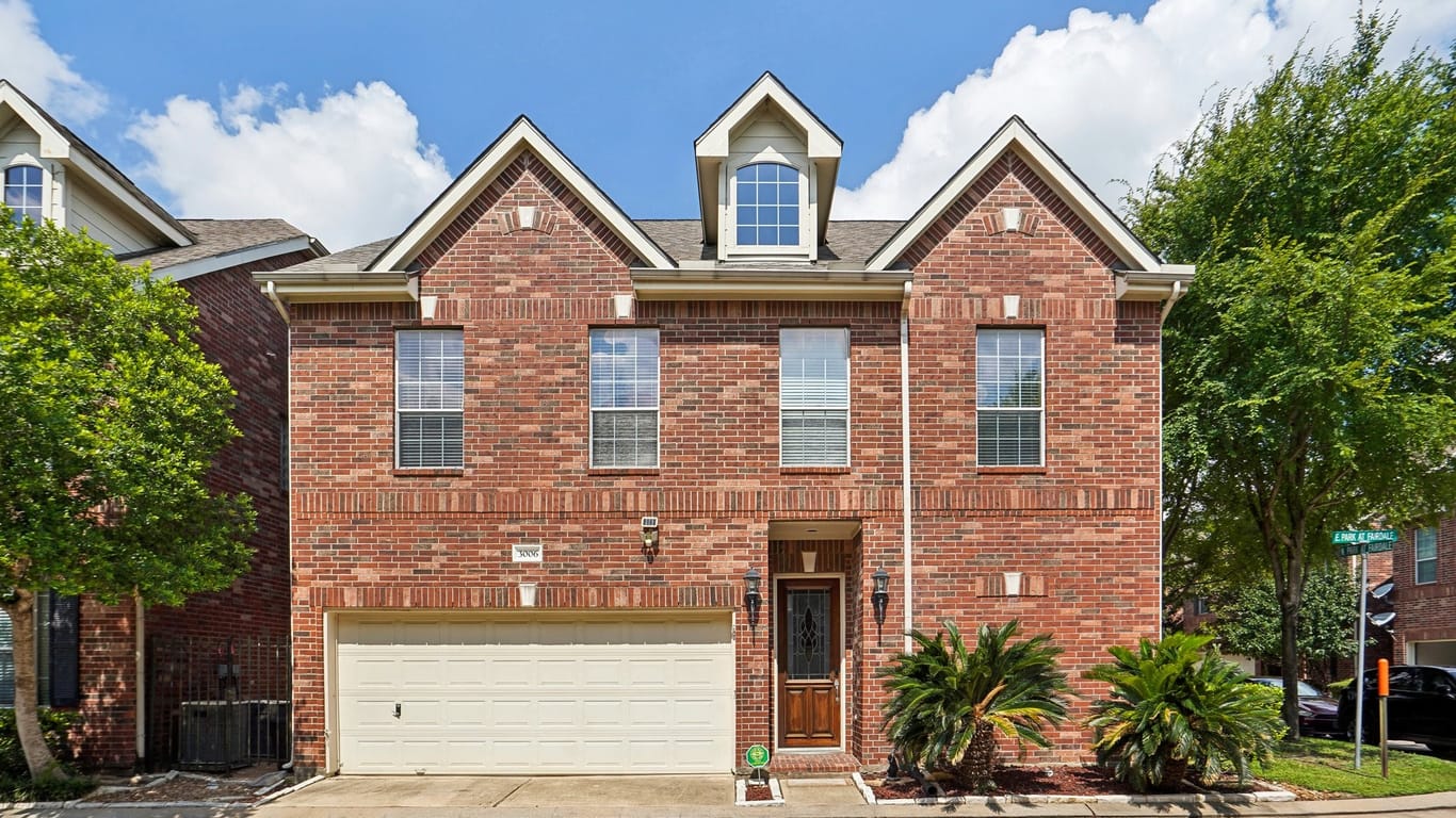 Houston 3-story, 4-bed 3006 E Park At Fairdale-idx