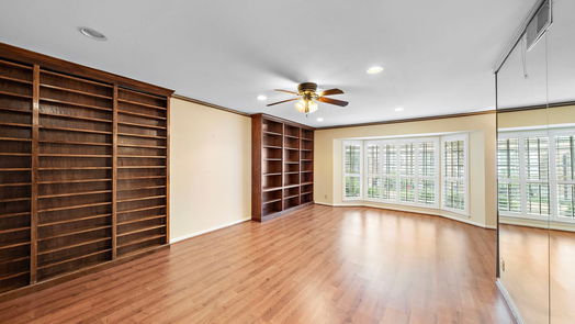 Houston 2-story, 3-bed 6350 Briar Rose Drive 185-idx