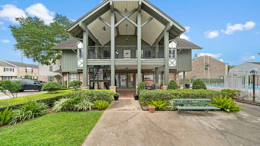 Houston 2-story, 3-bed 6350 Briar Rose Drive 185-idx