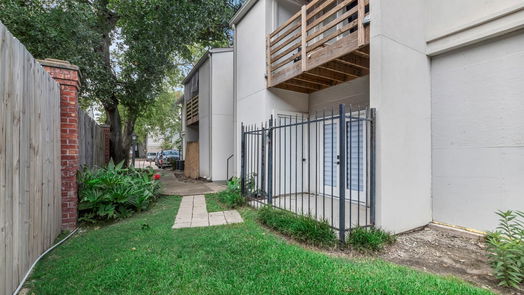 Houston 1-story, 1-bed 2425 Augusta Drive 49-idx