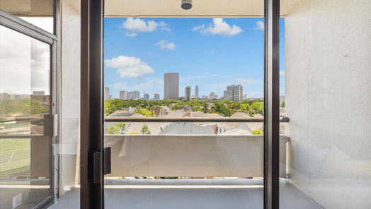 Houston null-story, 2-bed 1111 Bering Drive 601-idx