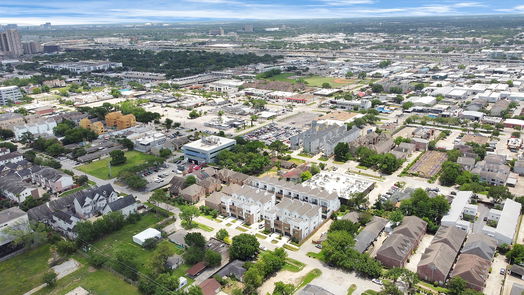 Houston 3-story, 3-bed 5863 Dolores Street-idx