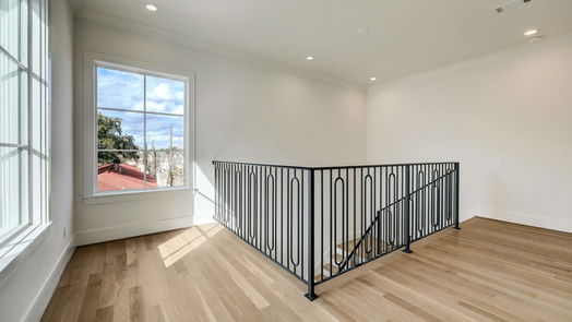 Houston 3-story, 4-bed 1203 Nantucket Drive-idx