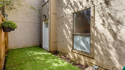 Houston 1-story, 2-bed 5711 Sugar Hill Drive 105-idx