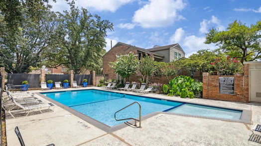 Houston 2-story, 4-bed 1116 Fountain View 215-idx