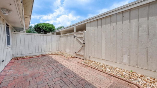 Houston 3-story, 3-bed 2133 Winrock Boulevard 34-idx