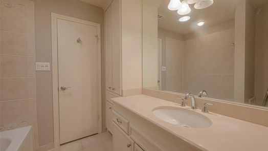 Houston 3-story, 3-bed 2133 Winrock Boulevard 34-idx