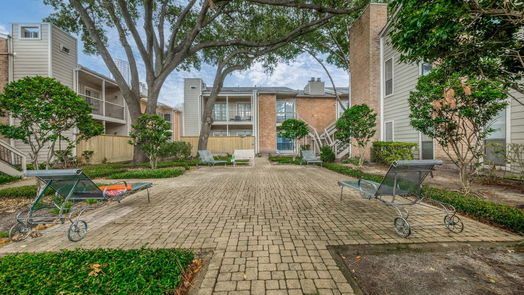 Houston 1-story, 1-bed 2001 Bering Drive 9G-idx