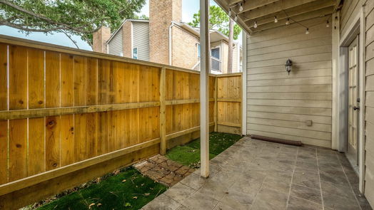 Houston 1-story, 1-bed 2001 Bering Drive 9G-idx