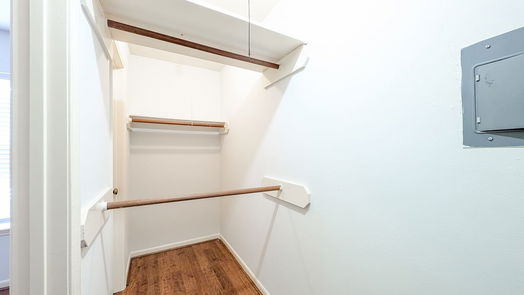 Houston 1-story, 2-bed 2250 Bering Drive 32-idx