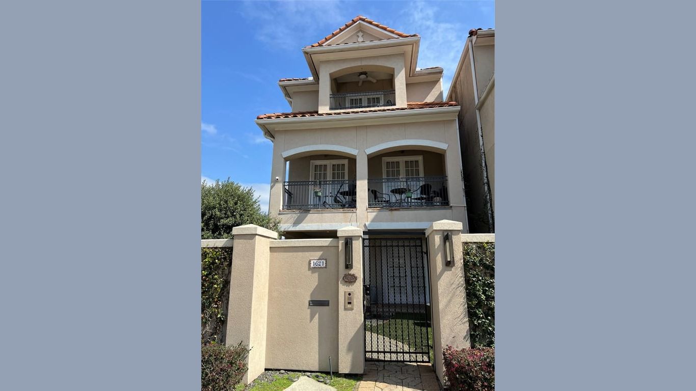 Houston 3-story, 3-bed 1621 Potomac Drive-idx