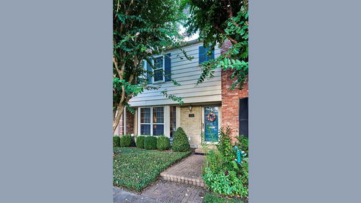 Houston 2-story, 2-bed 1335 Fountain View Drive 138-idx